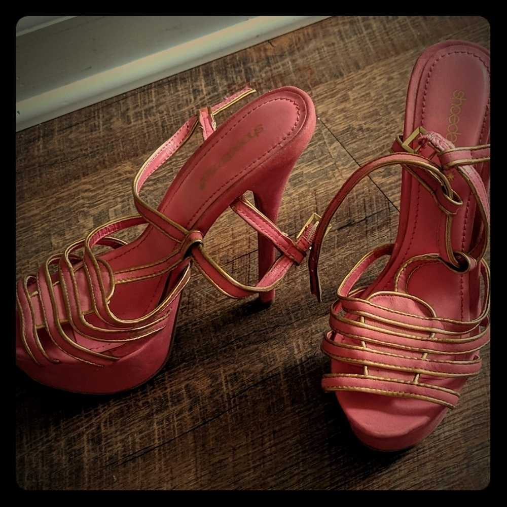 Super gorgeous pink Heels